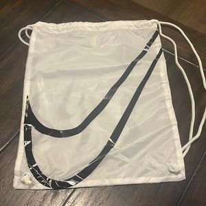 Nike Alphafly bag
